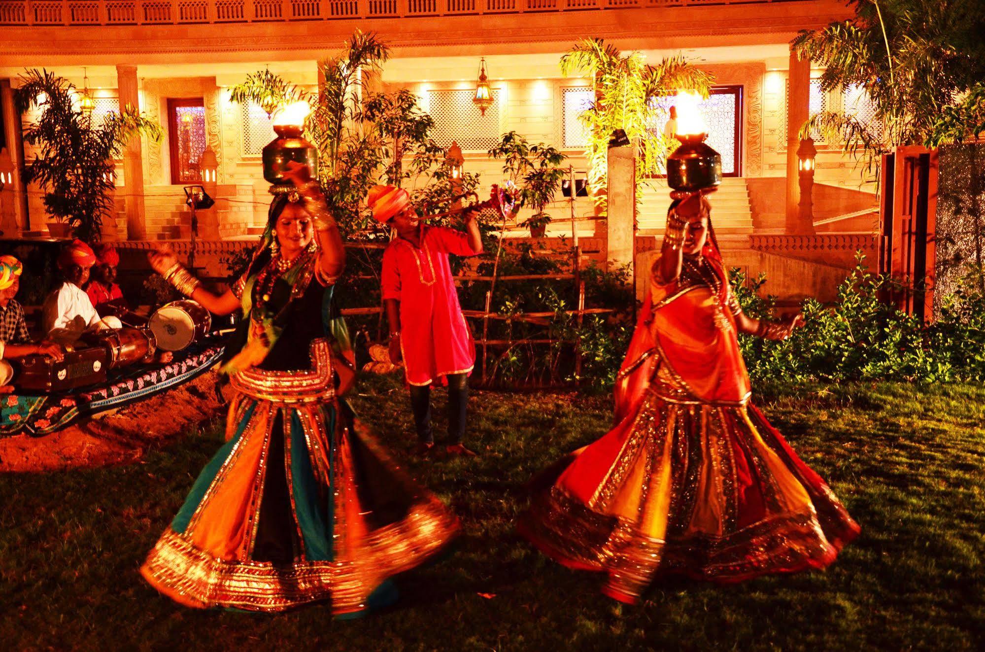 The Jal Mahal Hotel Jaipur Buitenkant foto